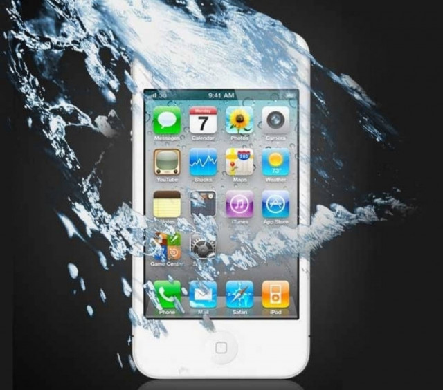 Πώς να σώσετε το κινητό σας τηλέφωνο αν βραχεί