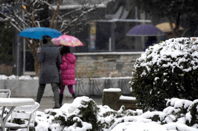 Ο χιονιάς επέστρεψε στα Τρίκαλα…