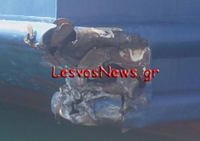 Πρόσκρουση του «Μυτιλήνη» στο λιμάνι