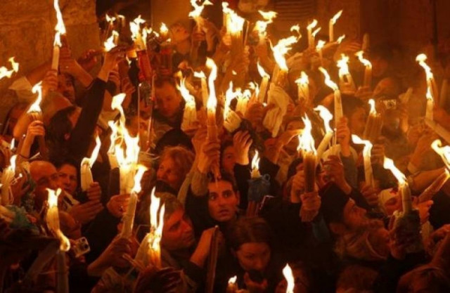 Το απόγευμα του Μ. Σαββάτου το Άγιος Φως στην Αθήνα