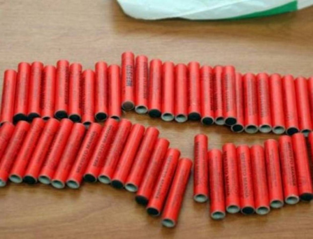 Συνελήφθη ανήλικος για παράνομη κατοχή κροτίδων