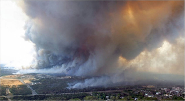 Δεκάδες πυρκαγιές στις ΗΠΑ