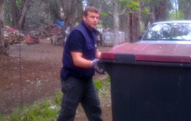 Ο Γκέτσος ανέβηκε στο σκουπιδιάρικο τη Μεγάλη Παρασκευή