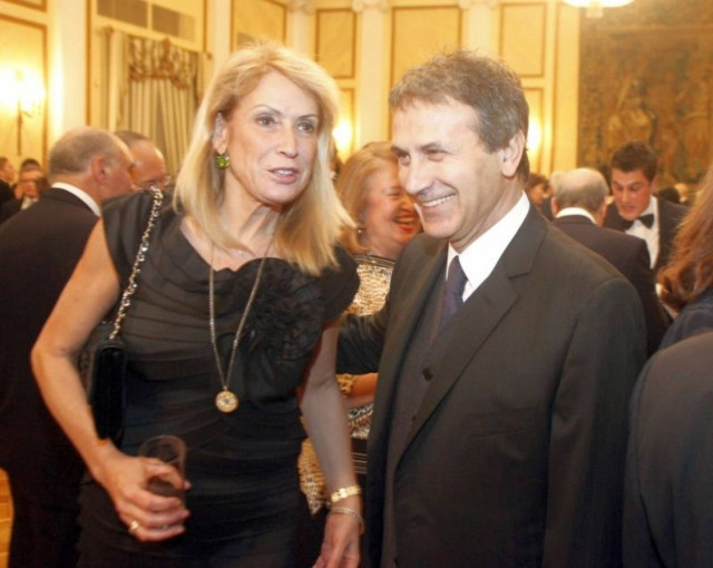 Παππούς ο Γιώργος Νταλάρας