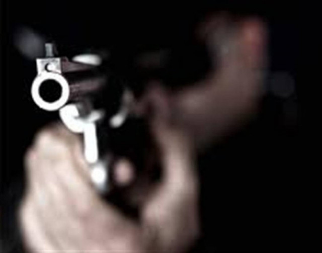 Πήραν τα χρήματα από το ταμείο και τα τσιγάρα…