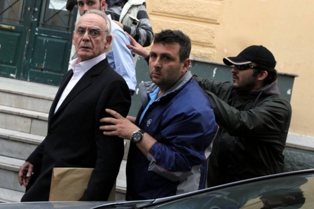 O Άκης, οι συμπτώσεις και τα λάθη