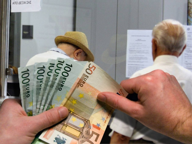 Μετατίθεται για ένα μήνα η εφαρμογή των μειώσεων στις συντάξεις