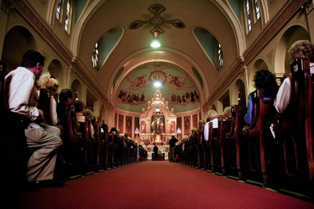 Έρευνα: Ο κόσμος γίνεται άθεος