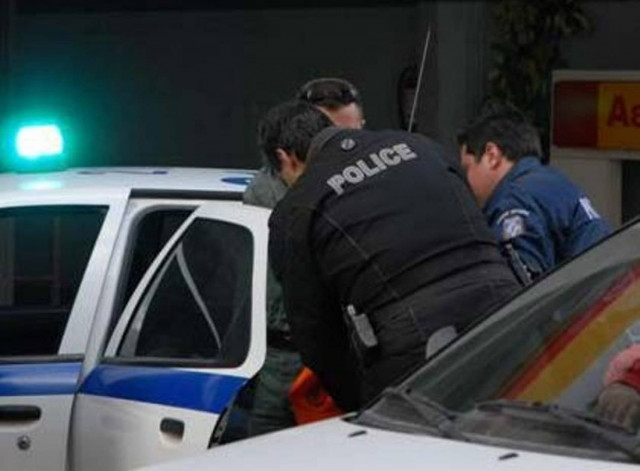 Μετέφερε Αλβανούς λαθρομετανάστες έναντι 50 ευρώ!