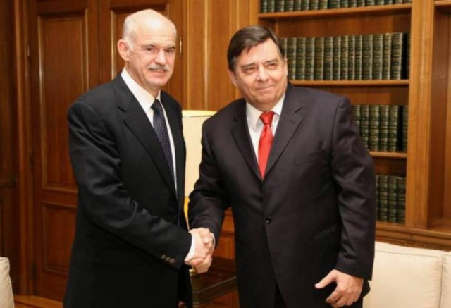 O ΛΑΟΣ διαψεύδει τα περί συνάντησης Καρατζαφέρη-Παπανδρέου