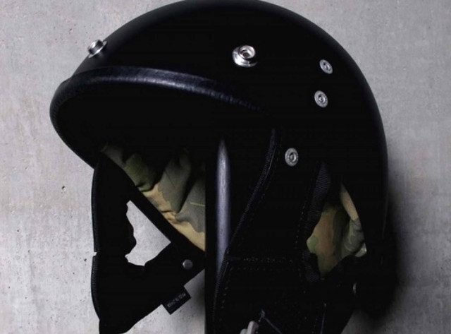 Μήπως να τα πάρεις στο κρανίο;