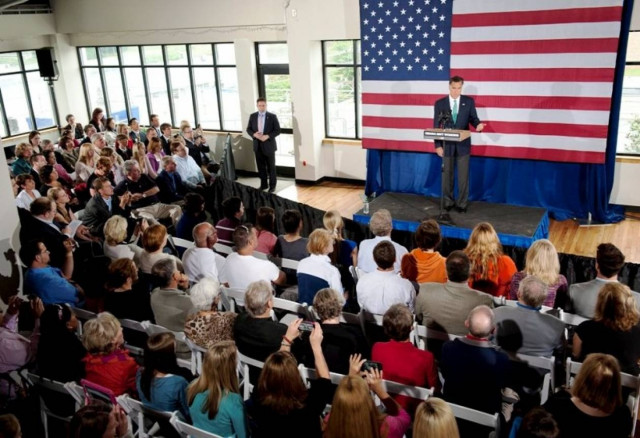 Ρόμνεϊ: Με τον Ομπάμα γίναμε σαν την Ελλάδα