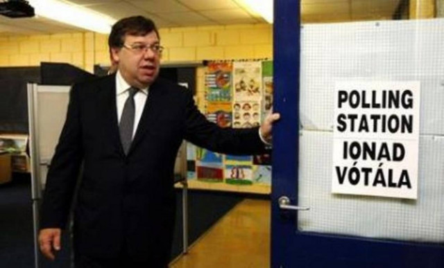 Αναποφάσιστοι οι Ιρλανδοί για τη Συνθήκη της ΕΕ