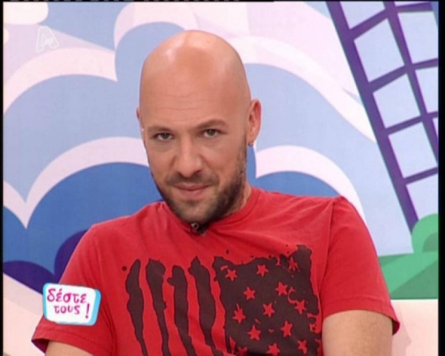 Μουτσινάς: Η απάντηση για τις απολύσεις από το «Δέστε τους»