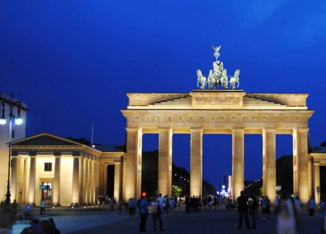 Η Γερμανία χρειάζεται 200.000 μετανάστες επιπλέον το χρόνο