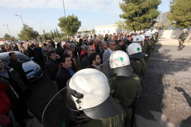 Προειδοποίηση της ΕΛ.ΑΣ. για το κέντρο μεταναστών στην Αμυγδαλέζα