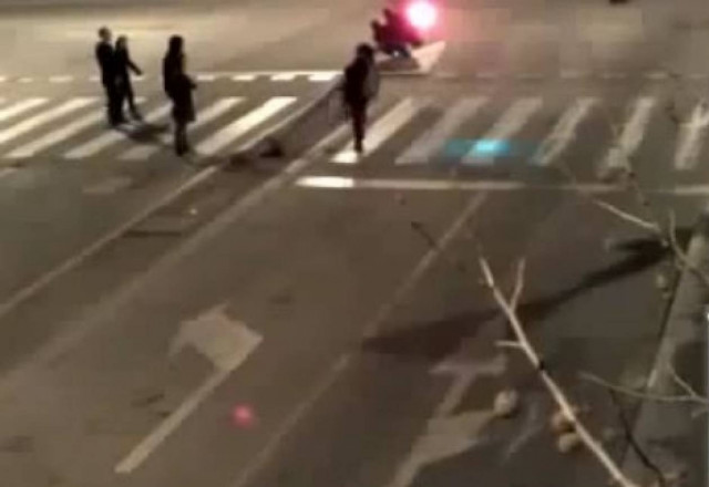 Βίντεο:Πιάσε το… φανάρι