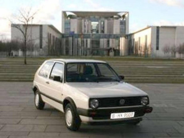 Το παλιό αυτοκίνητο της Μέρκελ στο eBay