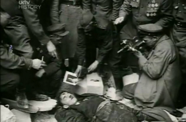 Ο Χίτλερ, οι θρύλοι και η φωτογραφία μυστήριο