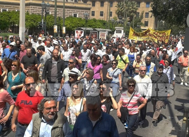 Σε εξέλιξη η πορεία ΓΣΕΕ και ΑΔΕΔΥ