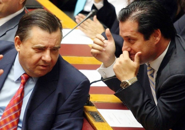 Γ. Καρατζαφέρης: «Έκλαιγε» ο Άδωνις για να πάρει υπουργείο