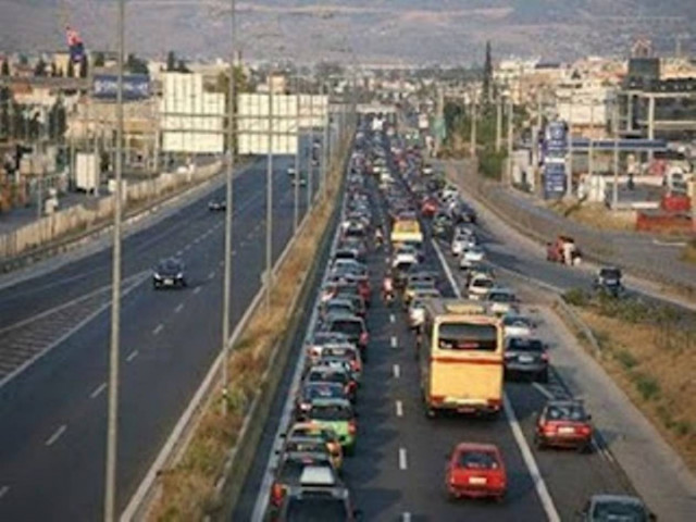 Αυξημένη κίνηση από τους εκδρομείς της Πρωτομαγιάς στη Χαλκιδική