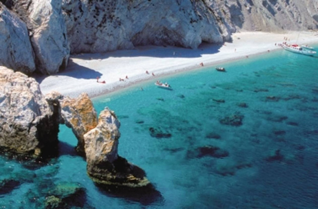 10 tips για τον Woody Allen (κι όποιον άλλον ενδιαφέρεται για τις Σποράδες) που ετοιμάζεται να γυρίσει την επόμενη ταινία του εκεί!