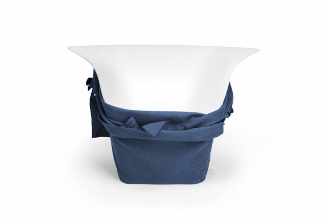 Ντύνοντας μια πολυθρόνα