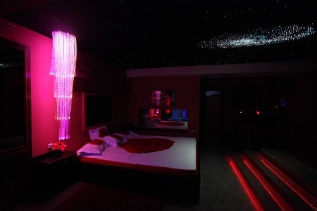 «Καθαρές» οι ιερόδουλες στο νομό Έβρου