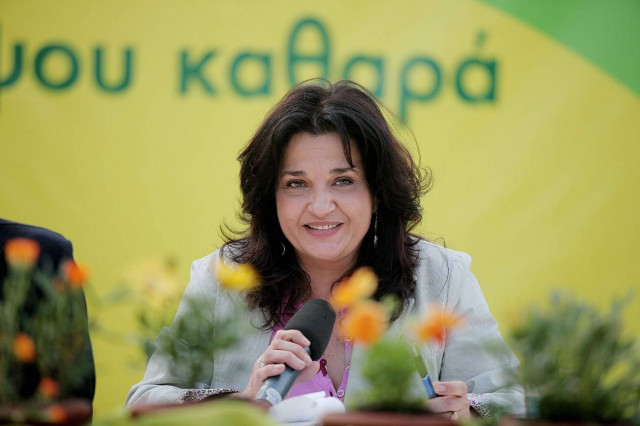 Εκλογές 2012: Στου Ζωγράφου ψηφίζει η Ι. Κοντούλη