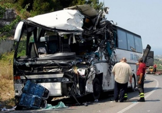 Tροχαίο με πέντε νεκρούς στην Ιταλία