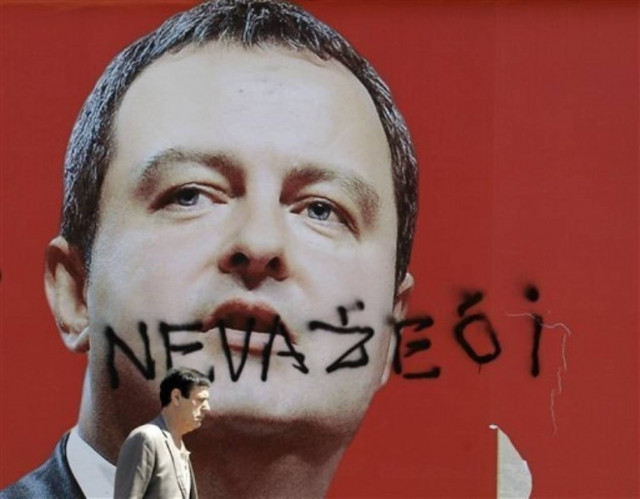 Στις κάλπες προσέρχονται και οι Σέρβοι