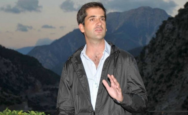 Πώς αποχαιρέτισε ο Κώστας Μπακογιάννης τη Μαρίκα Μητσοτάκη