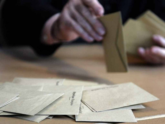 Εκλογές 2012: Εκλογικό θρίλερ για γερά νεύρα απόψε