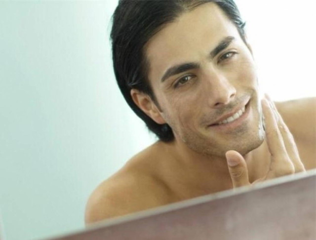 Ενυδατώσου τώρα, για να γεράσεις αργότερα