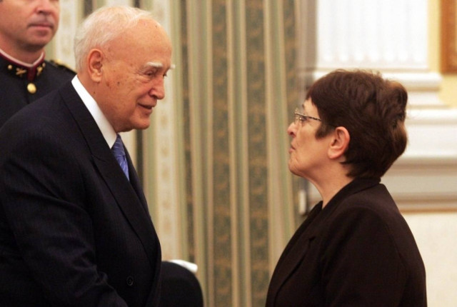 Στο προεδρικό Μέγαρο η Α. Παπαρήγα
