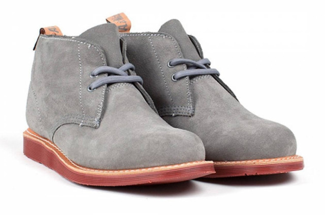 Desert Boots: Ο χαμένος κρίκος του ανοιξιάτικου look