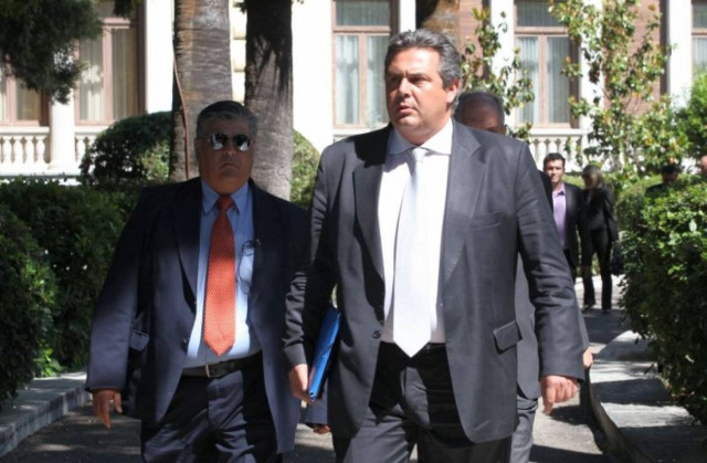 Π. Καμμένος: Όσο και να χτυπάτε, δεν θα μας γονατίσετε