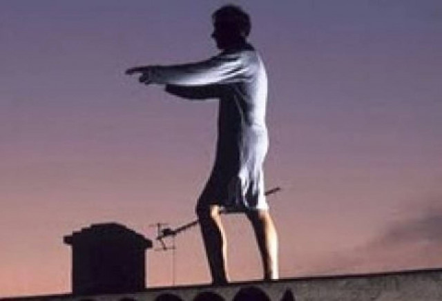 Υπνοβατεί ένας στους 3