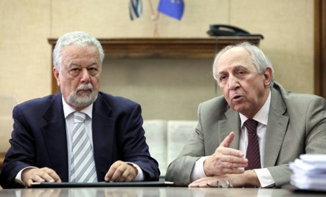 Παράδοση Μ. Παπαϊωάννου με επίθεση κατά του εισαγγελέα Πεπόνη