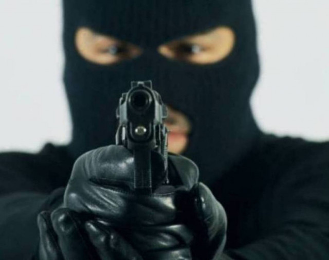 Σκηνές «Φαρ-Ουέστ» σε μπαρ στα Τρίκαλα