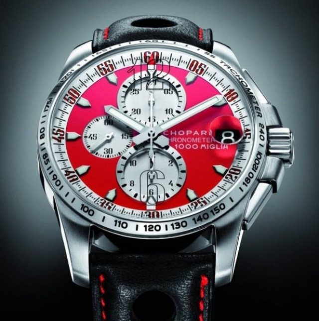 To κόκκινο της Formula 1, σ' ένα αγωνιστικό ρολόι από την Chopard