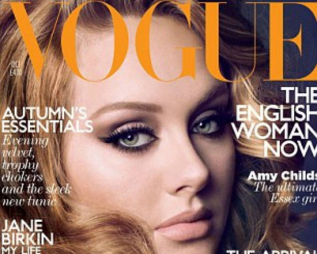 «Πάτωσε» το τεύχος της Vogue με εξώφυλλο την Adele
