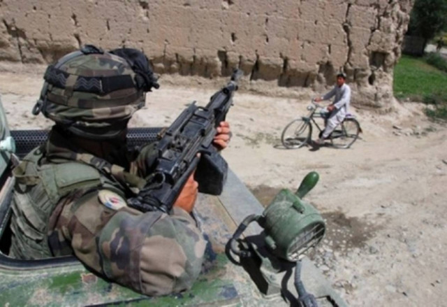 Ολάντ: Απόσυρση από το Αφγανιστάν έως το τέλος του 2012