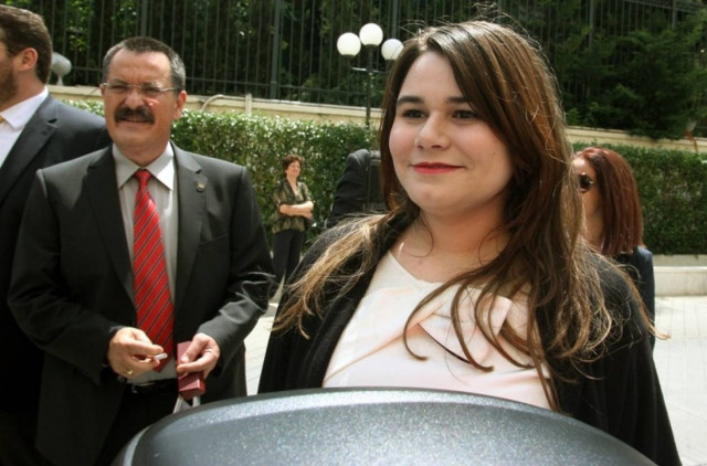 Φωτορεπορτάζ: Δείτε την κόρη του Νίκου Μιχαλολιάκου