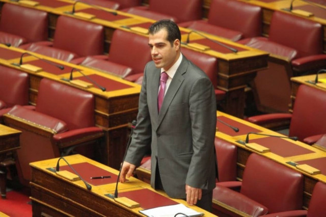 Αποχώρησε ο Θάνος Πλεύρης από το ΛΑΟΣ