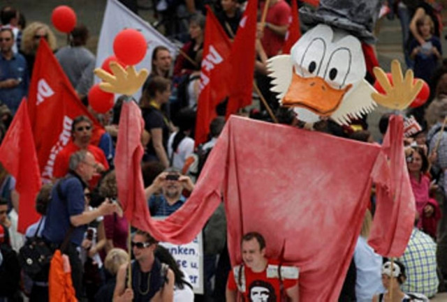 Διαδήλωσαν κατά της λιτότητας στη Φρανκφούρτη