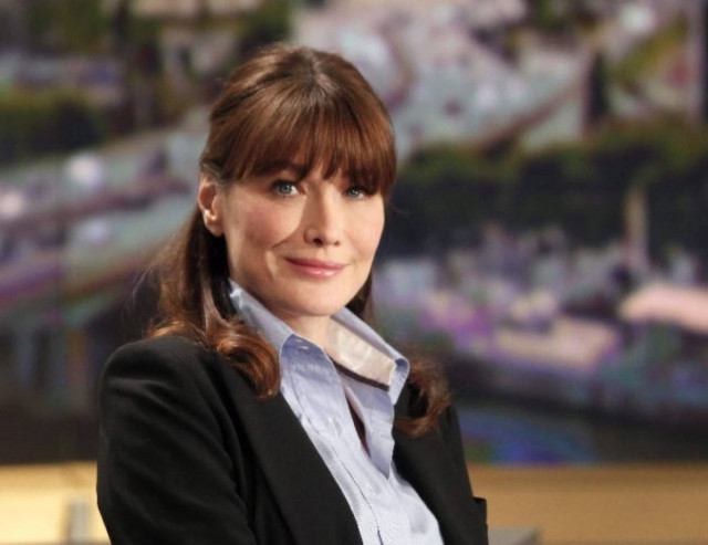 Η αμαρτία της Κάρλα Μπρούνι με υπουργό του Ολάντ