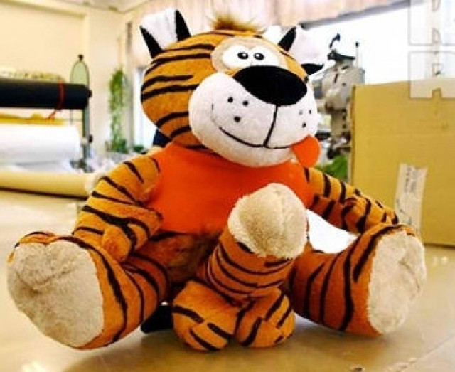 Μια μεγάλη αλήθεια για το αντρικό «εργαλείο» (και η ιδανική στάση για να σηκώσετε τη γειτονιά στο πόδι)