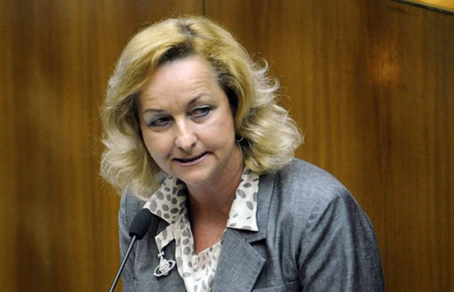 Φέκτερ: «Ανοησίες» τα σχέδια του Ολάντ